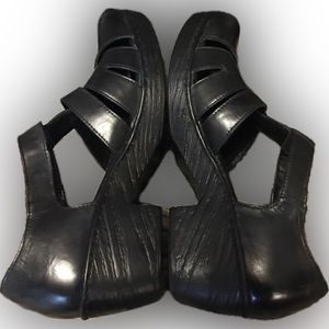 BOC Leather Mary Jane Size 10 Excellent Condition